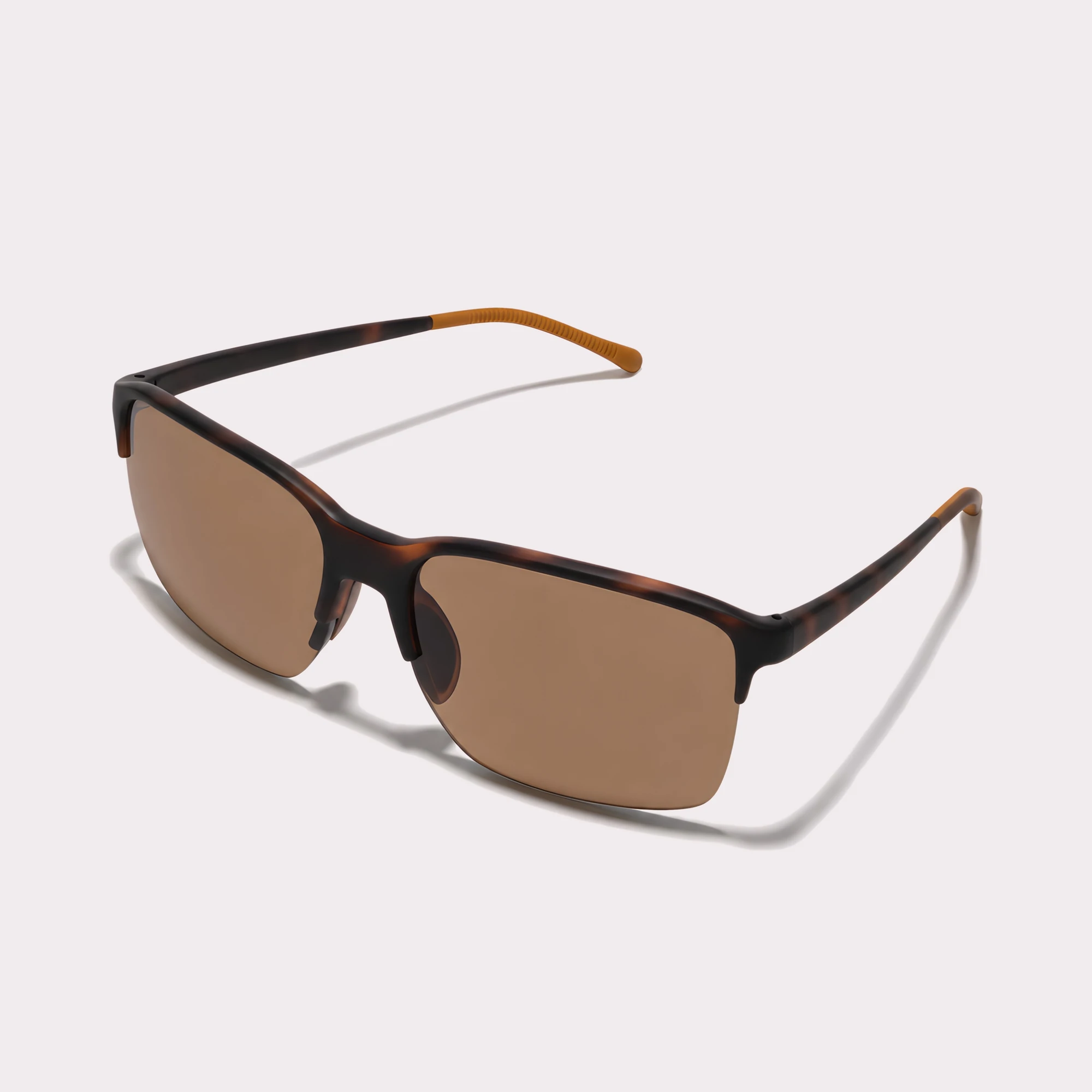 Une paire de Peak Tortoise Lunettes de soleil vue de côté