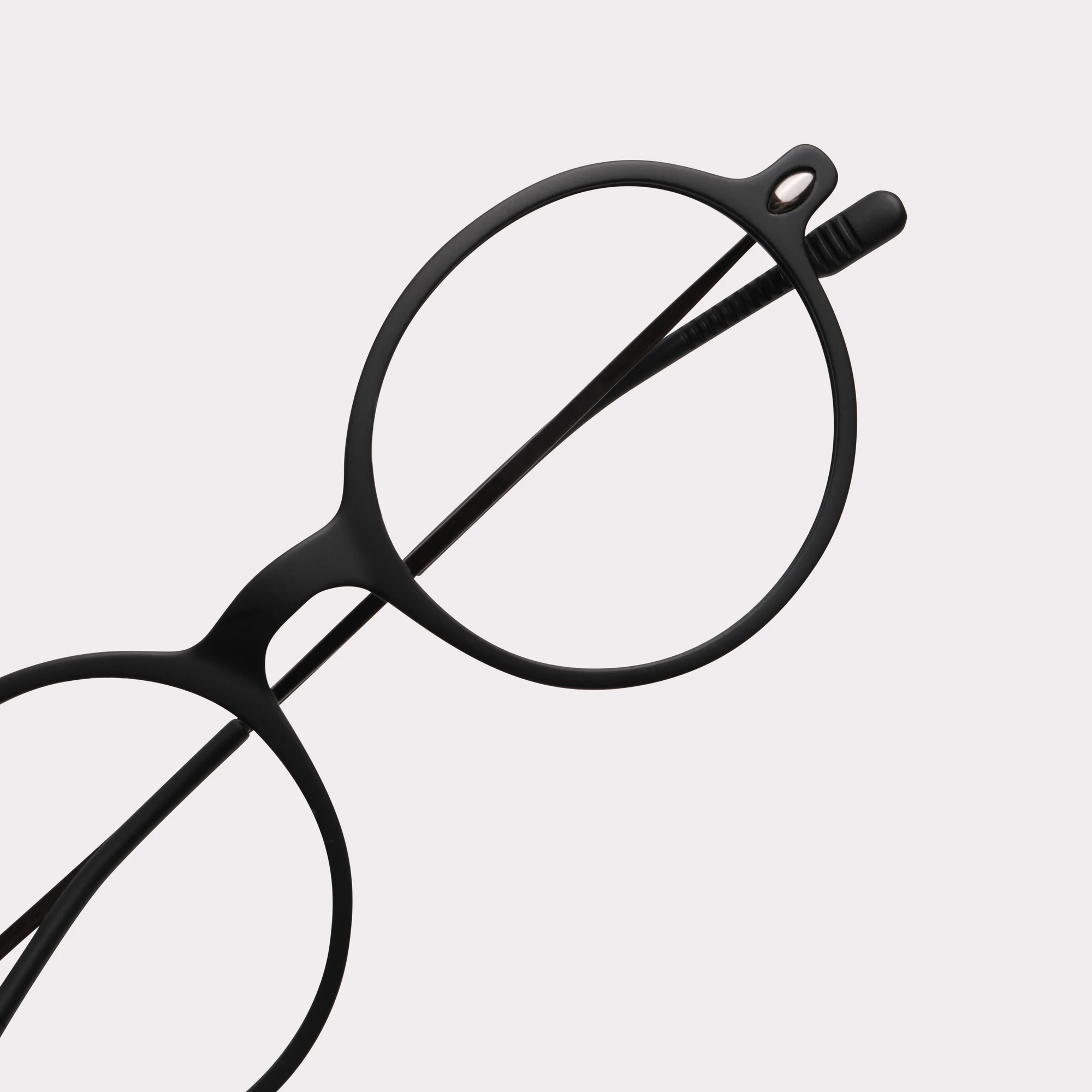 Un par de Milo Negro Gafas de lectura en vista macro