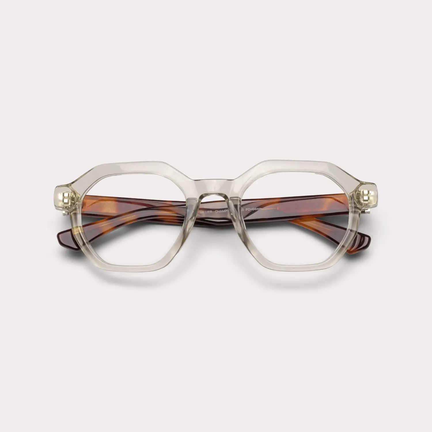Ein Paar Miller Champagne tortoise Lesebrille , zusammengeklappt