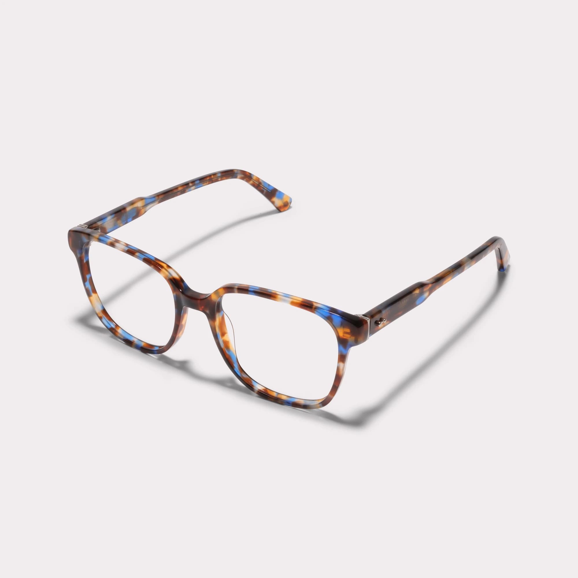 Um par de Clara Tortoise azul Óculos de leitura multi-distância™ de luz azul vista de lado