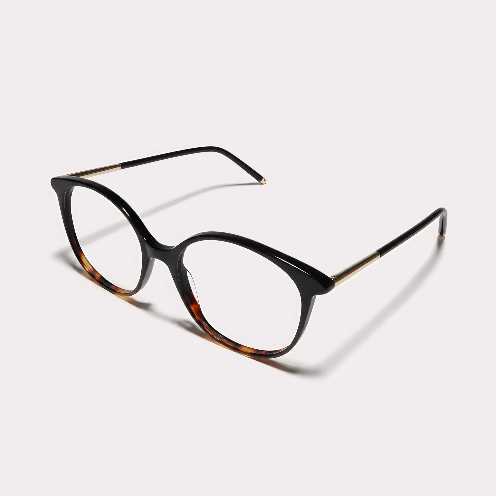 Un par de June Black Tortoise Gafas graduadas vista de lado