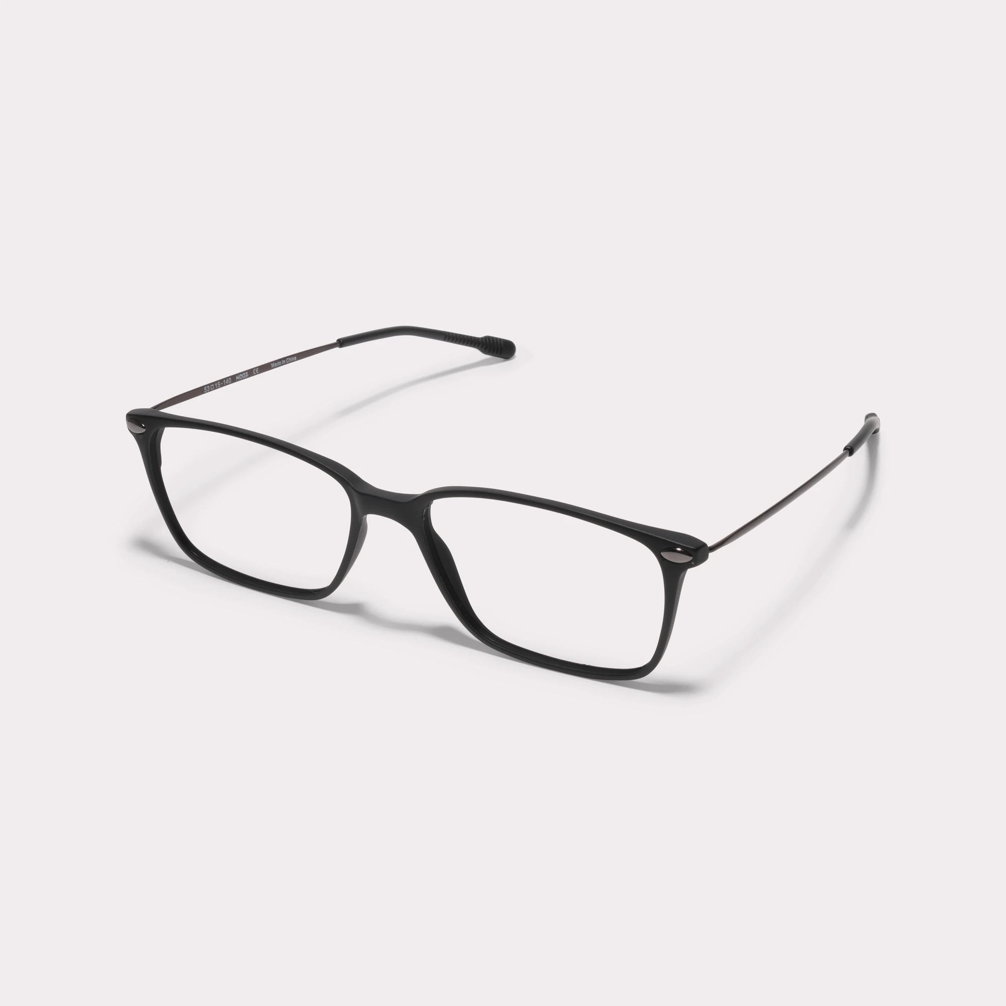 Une paire de Bao Noir Lunettes de lecture anti-lumière bleue vue de côté