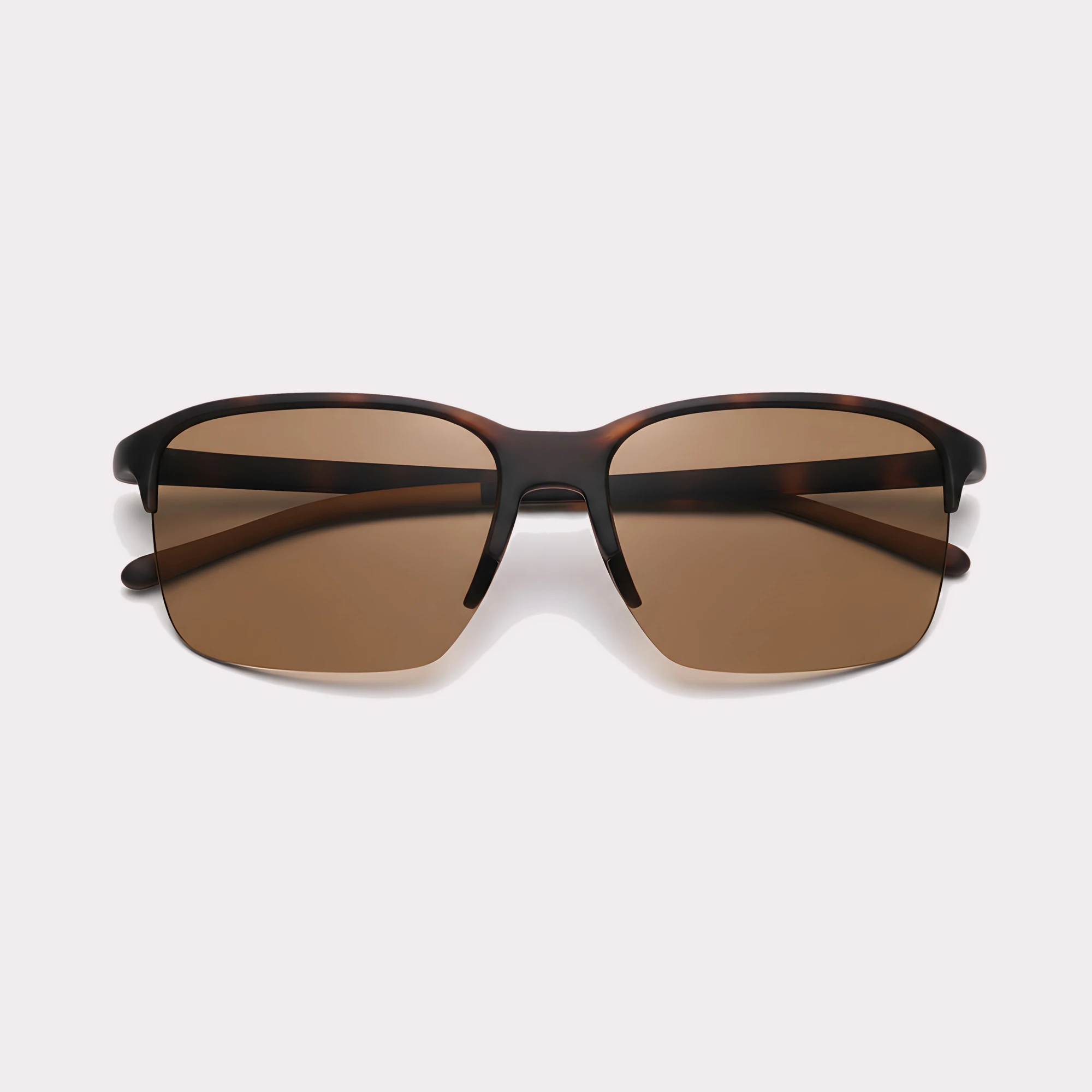 Une paire de Peak Tortoise Lunettes de soleil repliée