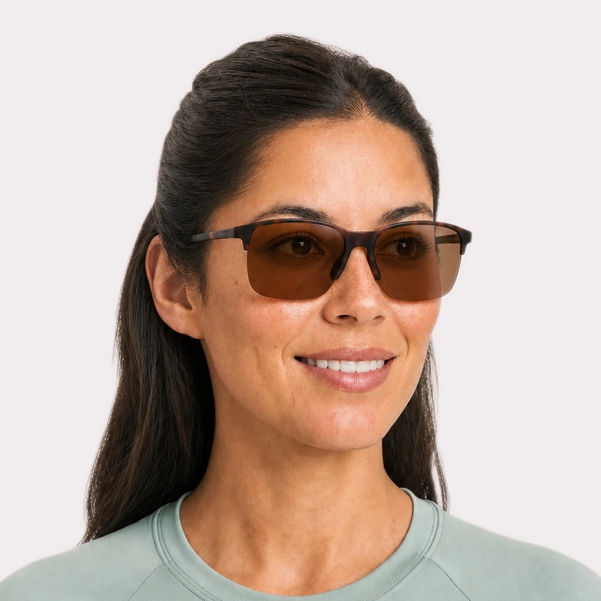 Une paire de Peak Tortoise Lunettes de soleil bifocales
