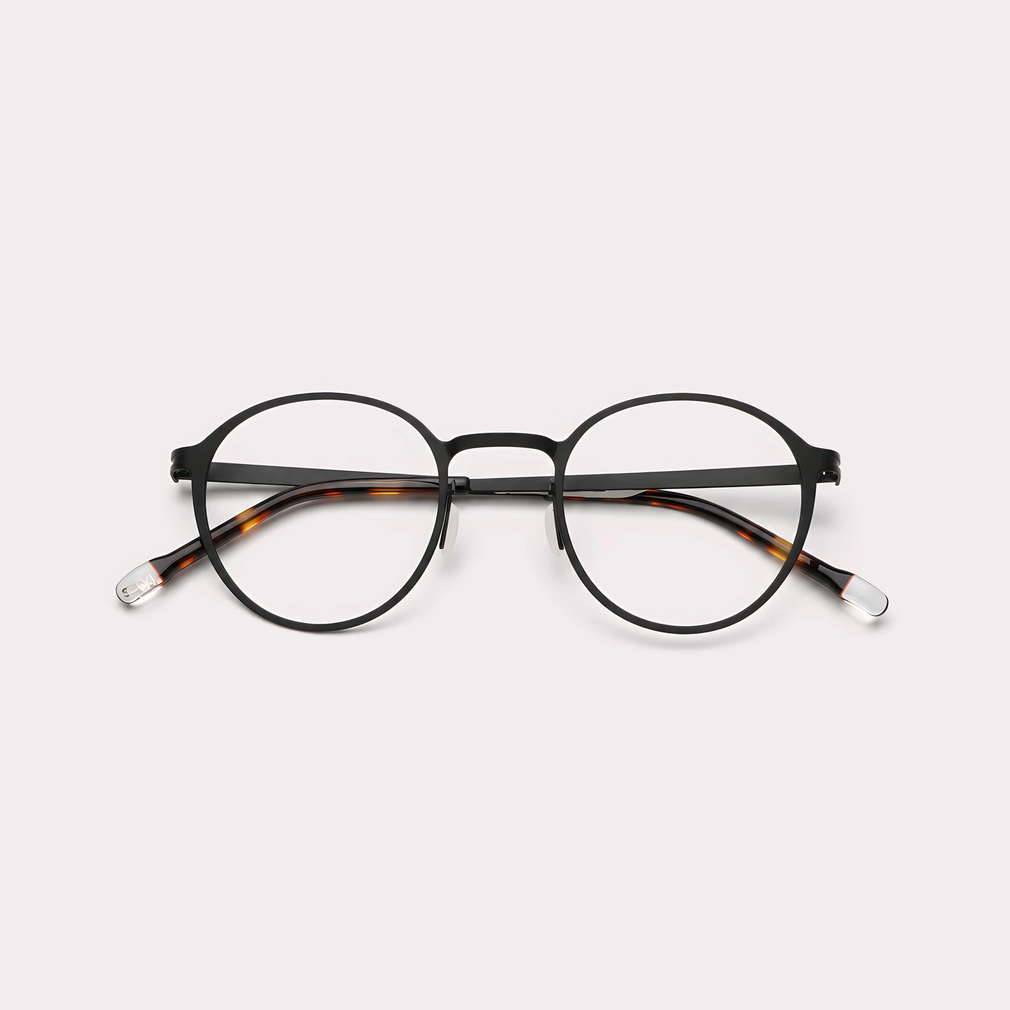 Un par de Will Negro Gafas graduadas plegado