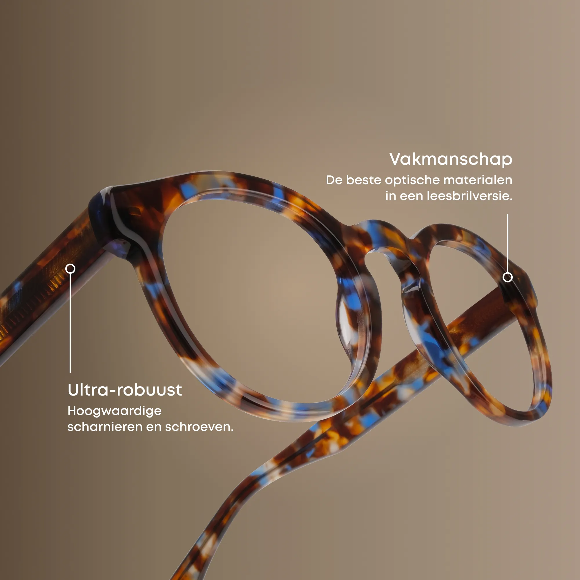 Een par Clara Blauwe Tortoise Multi-afstand™ leesbril blauwlichtfilter